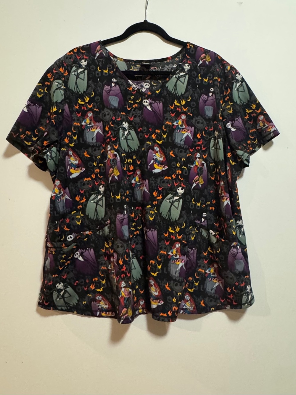 Nightmare Before Christmas Alive With Love Women’s V-Neck Print Scrub Top 2XL